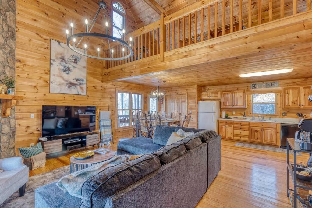 Mtn Cabin Sleeps 10 - 5 Mins To Fishing & Camping 埃利杰 外观 照片