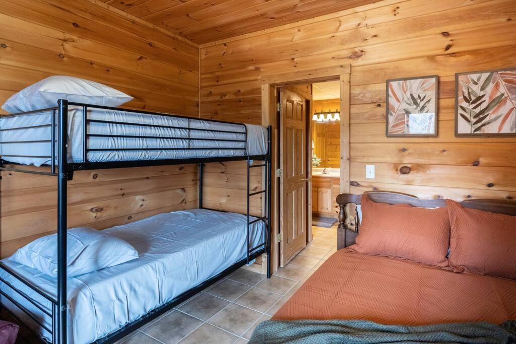 Mtn Cabin Sleeps 10 - 5 Mins To Fishing & Camping 埃利杰 外观 照片
