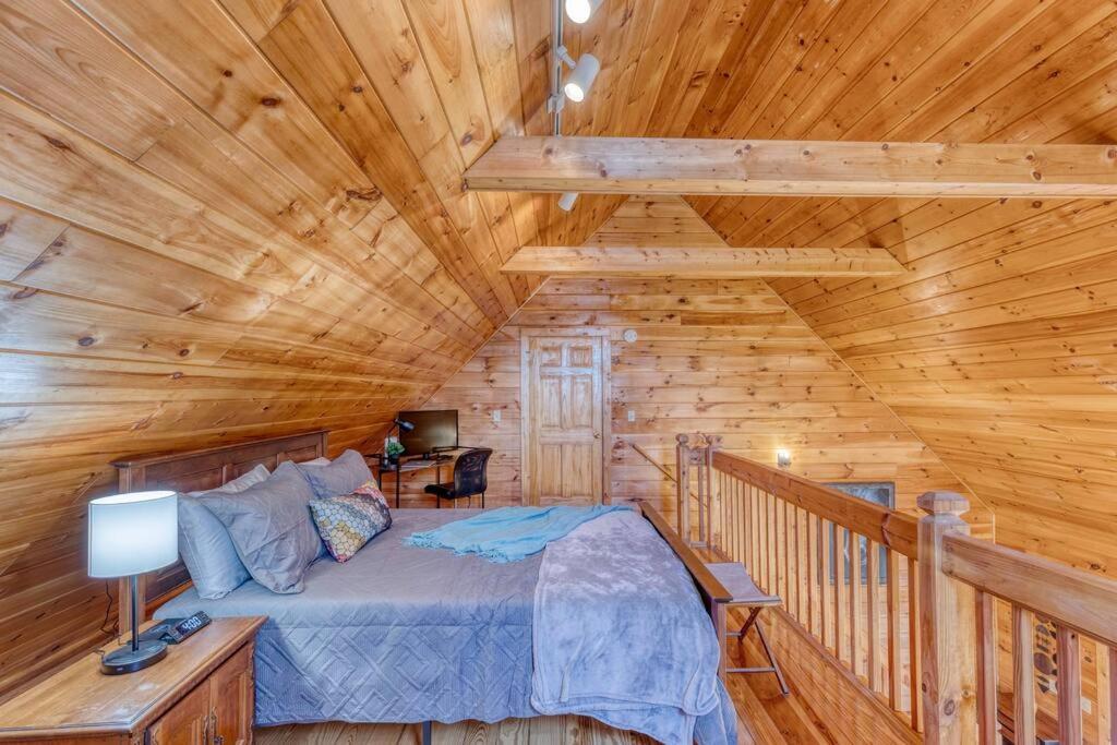 Mtn Cabin Sleeps 10 - 5 Mins To Fishing & Camping 埃利杰 外观 照片