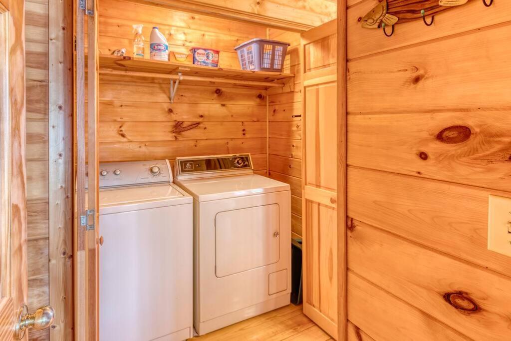 Mtn Cabin Sleeps 10 - 5 Mins To Fishing & Camping 埃利杰 外观 照片