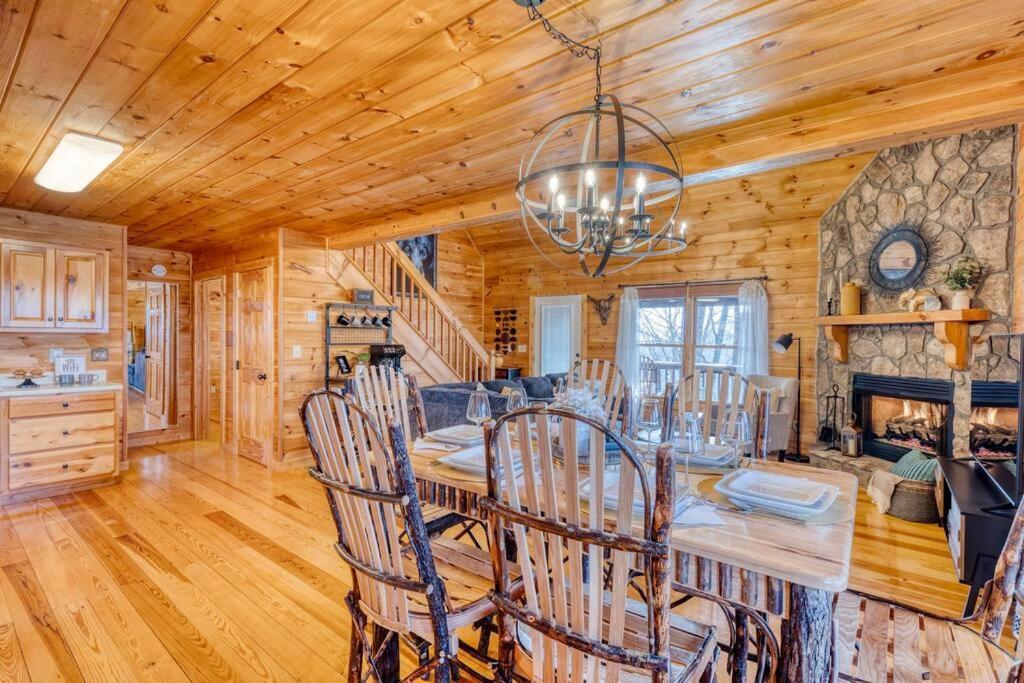 Mtn Cabin Sleeps 10 - 5 Mins To Fishing & Camping 埃利杰 外观 照片